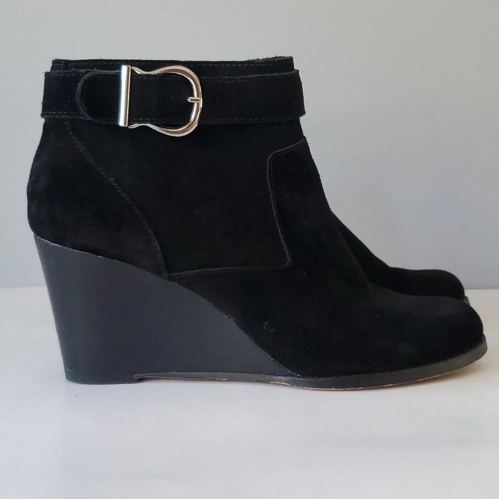 Sole Society Black Suede Peytal Wedge Ankle Boots Booties Womens 10M
